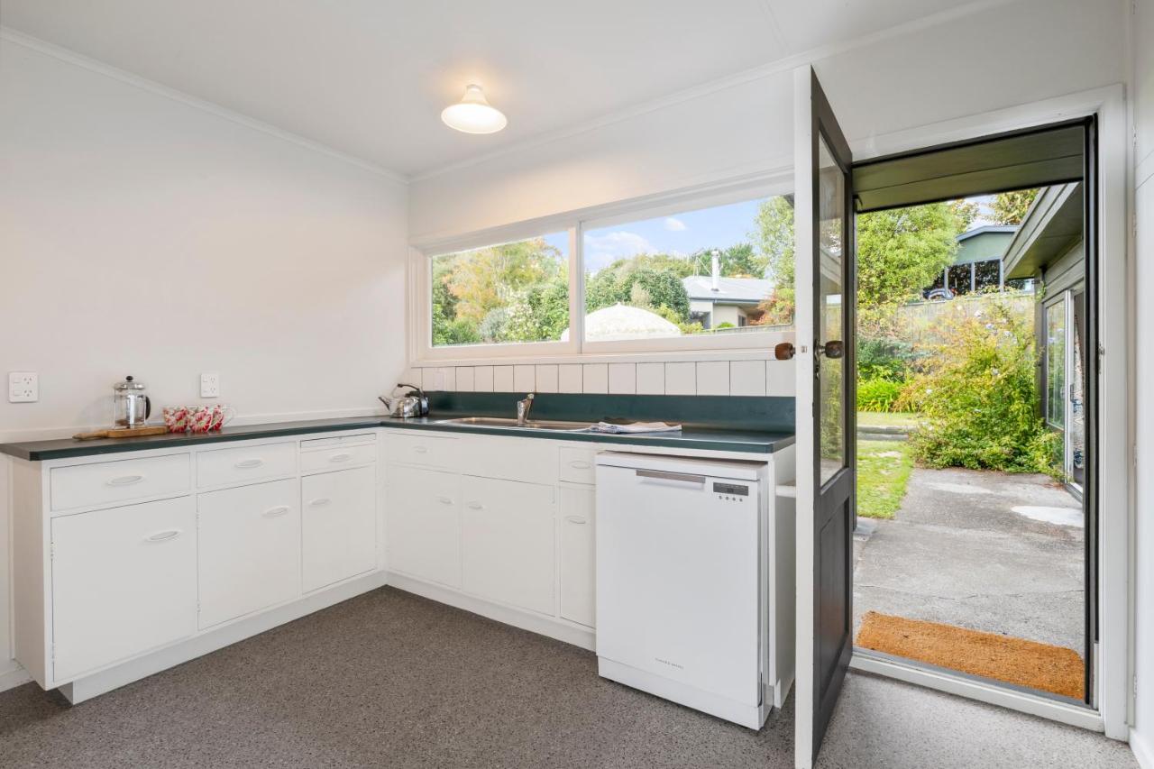 Henry'S Bach Villa Taupo Ngoại thất bức ảnh