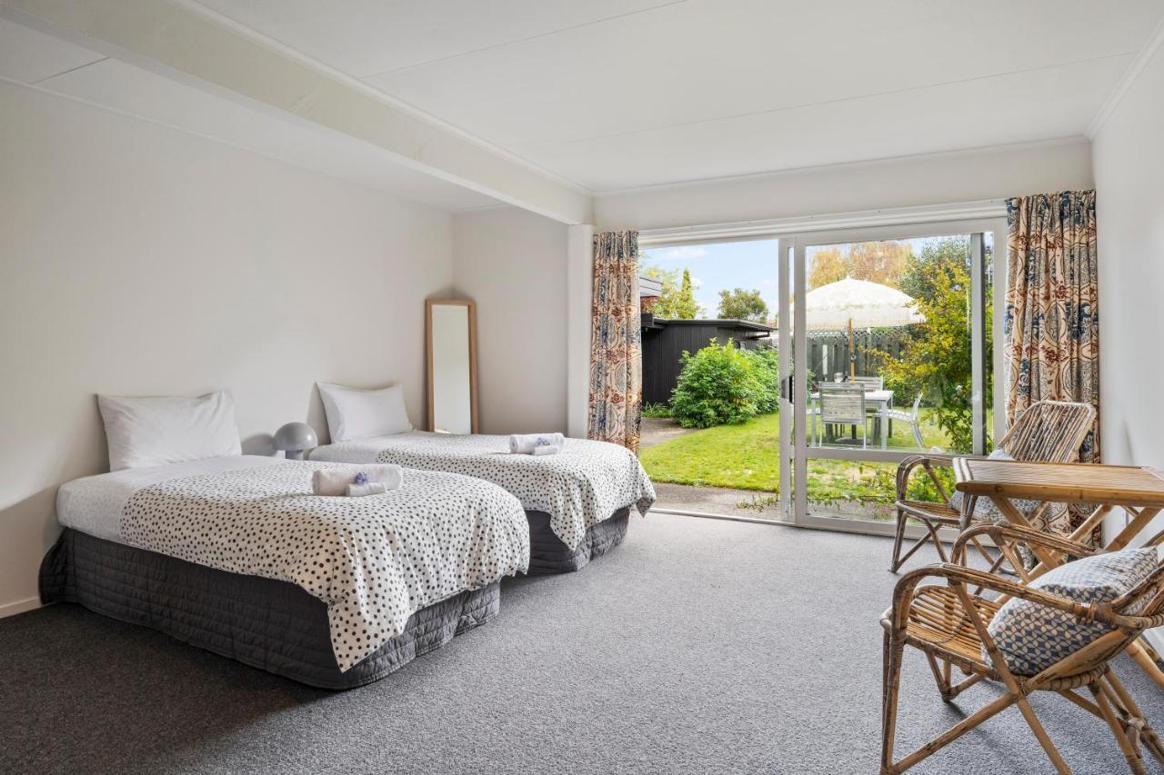 Henry'S Bach Villa Taupo Ngoại thất bức ảnh
