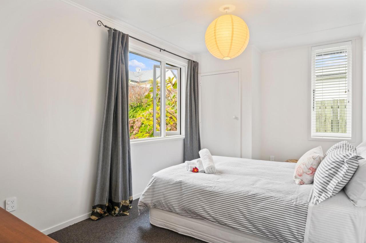 Henry'S Bach Villa Taupo Ngoại thất bức ảnh